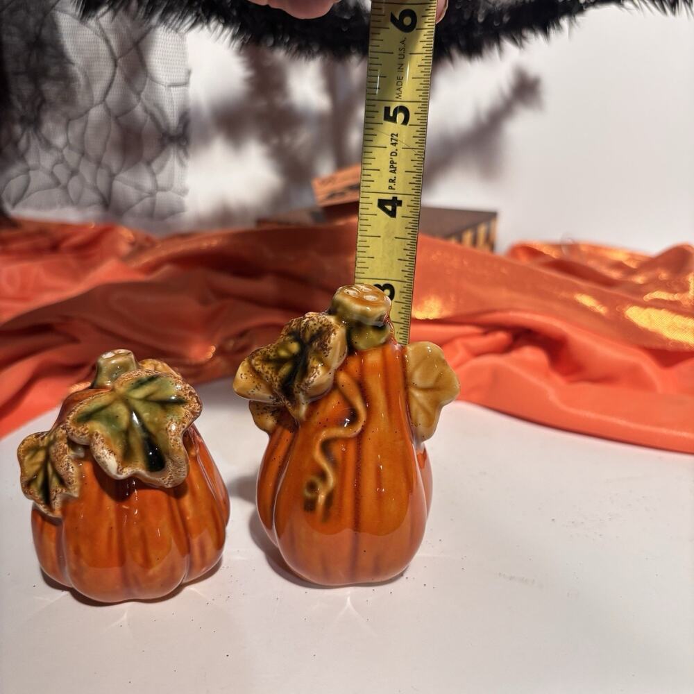 Pumpkin & Gourd Autumn Thanksgiving Fall Salt & Pepper Shakers Set - New - Picture 3 of 6